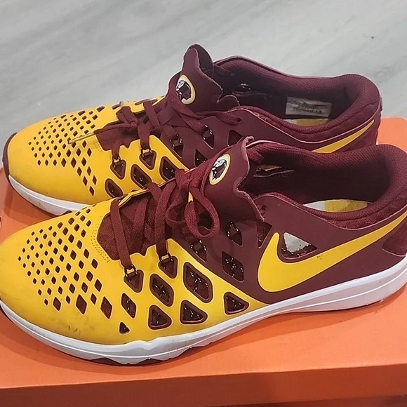 Size 9.5 Redskin Edition Nikes - avconcontrols.com display picture 1